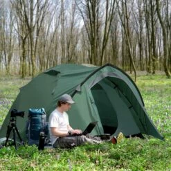 Outsunny Compact Camping Tent W/ Vestibule & Mesh Vents For Hiking Green -Outsunny store 30087298 3